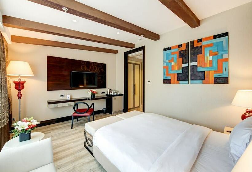 Номер Deluxe Кровать Кинг, The Elysium Taksim