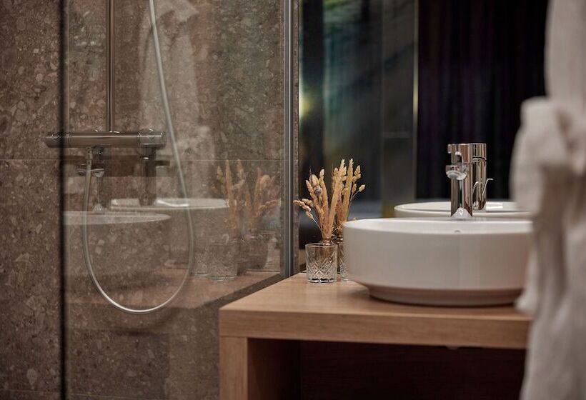 수피리어 룸, Van Der Valk Hotel Dennenhof