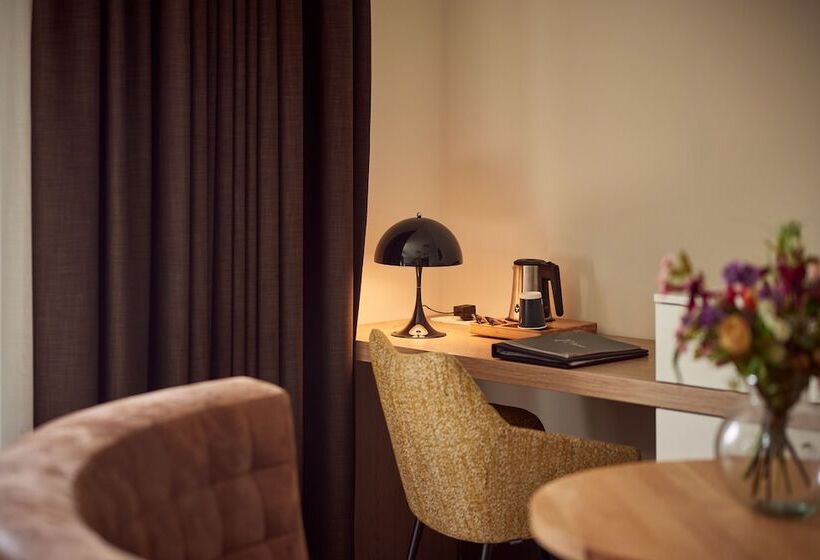 이그제큐티브 룸, Van Der Valk Hotel Dennenhof