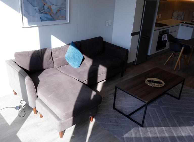 Apartamento 1 Dormitório com Vistas, 117 On Strand   Luxury Apartments