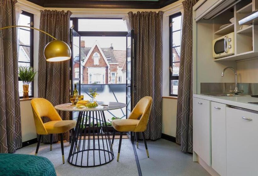 Студия Стандарт, The Ferryman Art Deco Studios In Central Southsea