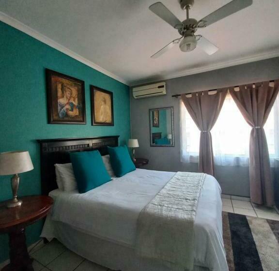 اتاق کلاسیک, Bougainvillea Bnb