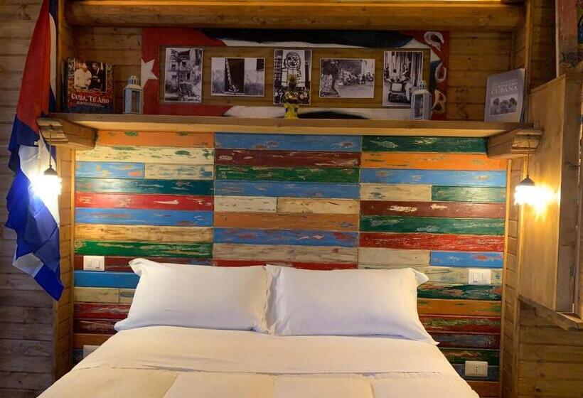 سوئیت با وان آب گرم, La Casa Di Emanuella   Rooms & International Suites