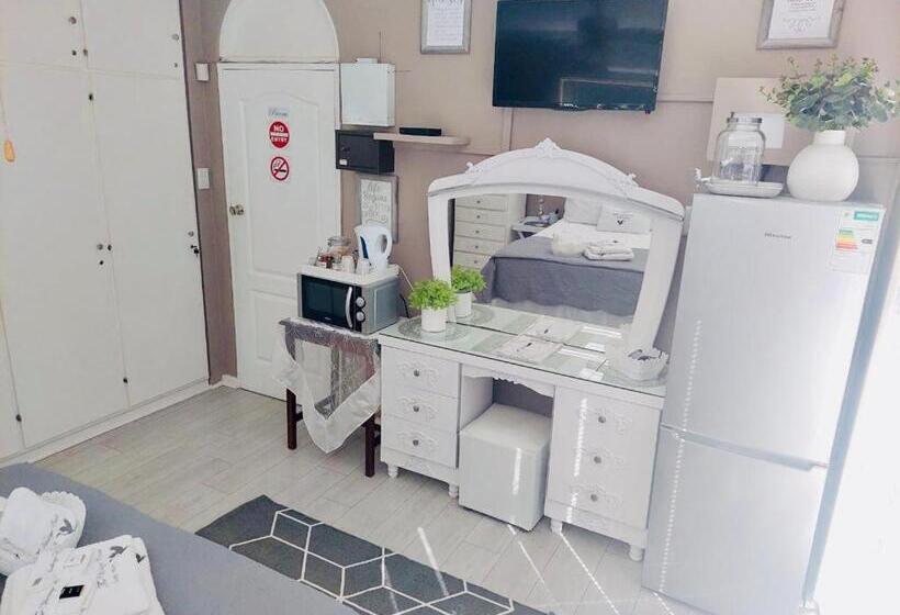 غرفة ديلوكس, The Vintage Crane Guest House