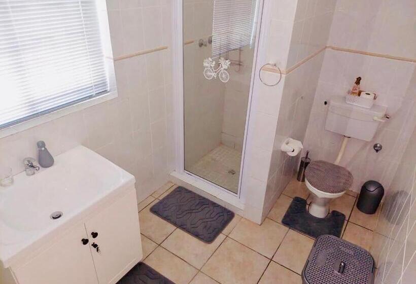 غرفة ديلوكس, The Vintage Crane Guest House