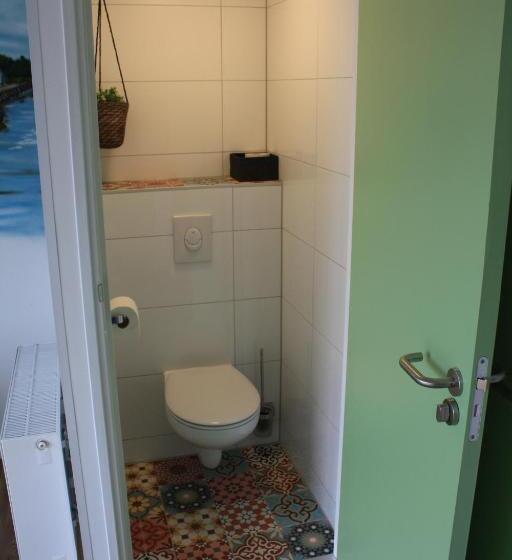 اتاق لوکس چهار تخته, Bed & Breakfast Aalsmeer