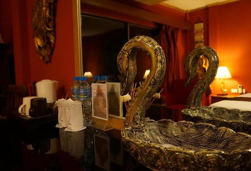 Quarto Superior Cama King, Leprive Resort