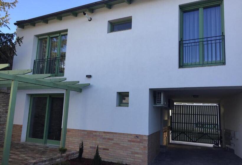 Апартаменты 2 Спальни, Jókai Apartman