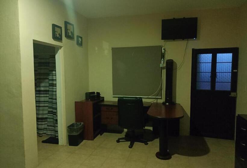اتاق استاندارد چهار تخته, Estancia Santa Fe