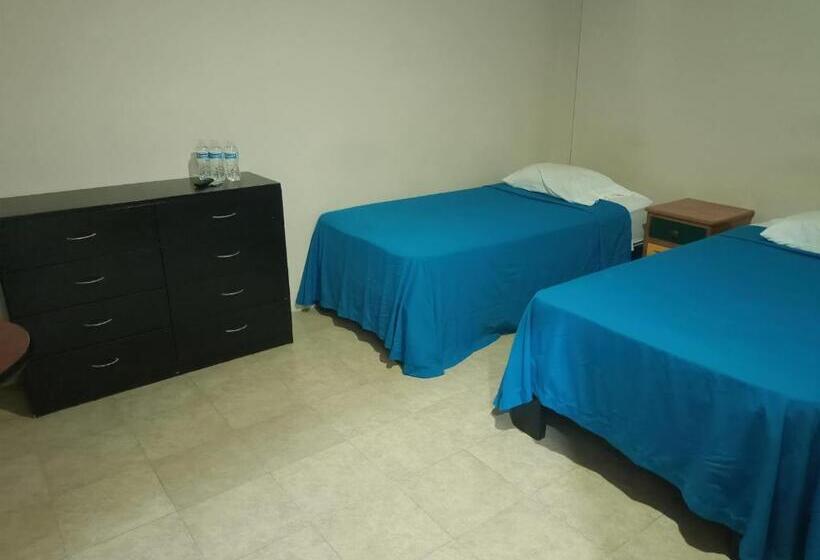 اتاق استاندارد چهار تخته, Estancia Santa Fe