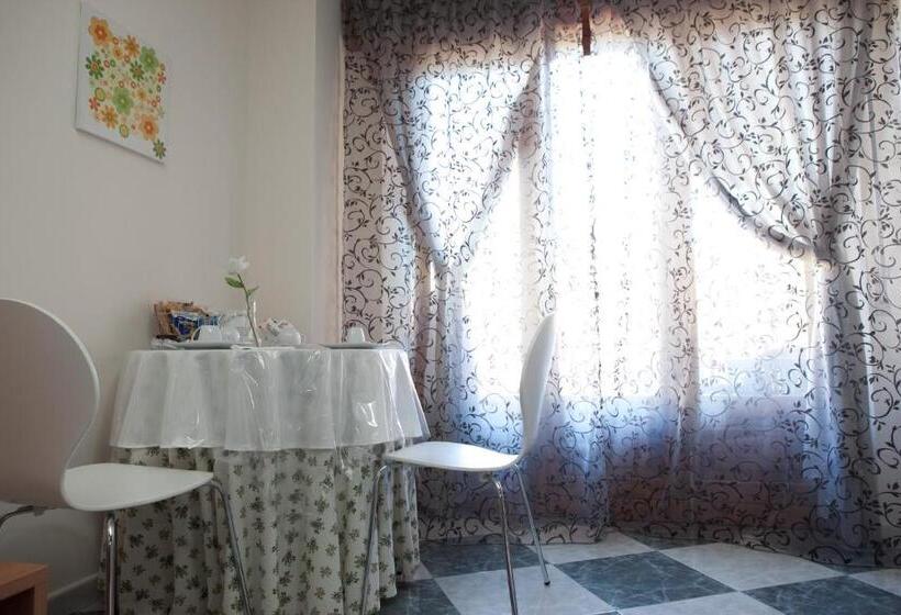 اتاق استاندارد با بالکن, Mauro Home Bed And Relax