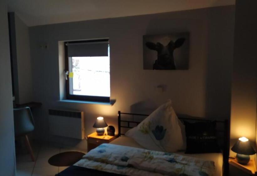 Quarto Estandar, Pension Deerkemer Kuh