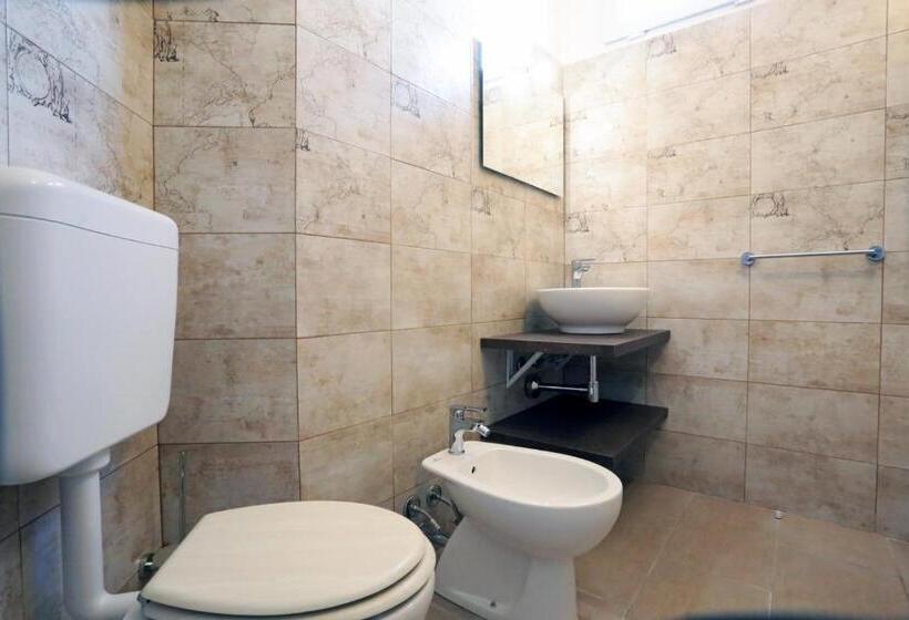 اتاق استاندارد, Terramare Punta Braccetto