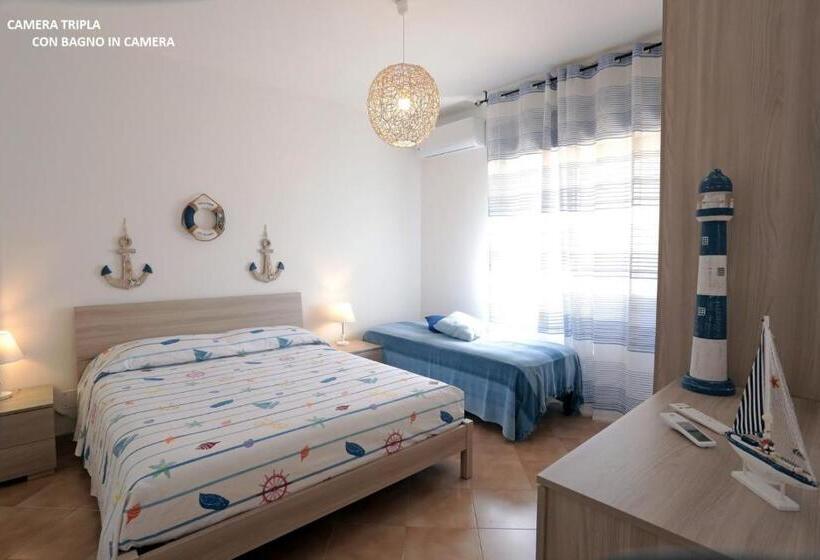 اتاق استاندارد سه نفره, Terramare Punta Braccetto