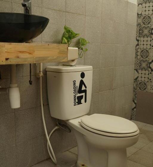 Quarto Estandar com Sacada, Happy House Bnb Bromo Backpacker