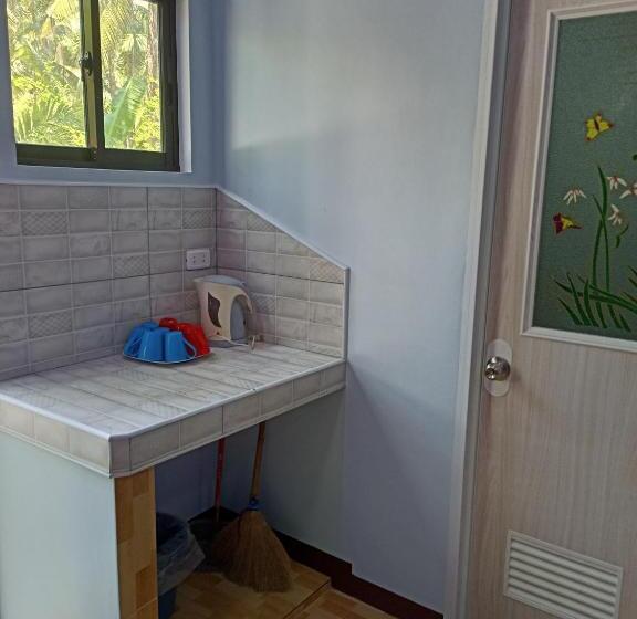 Семейный Номер, Sky Beach Inn