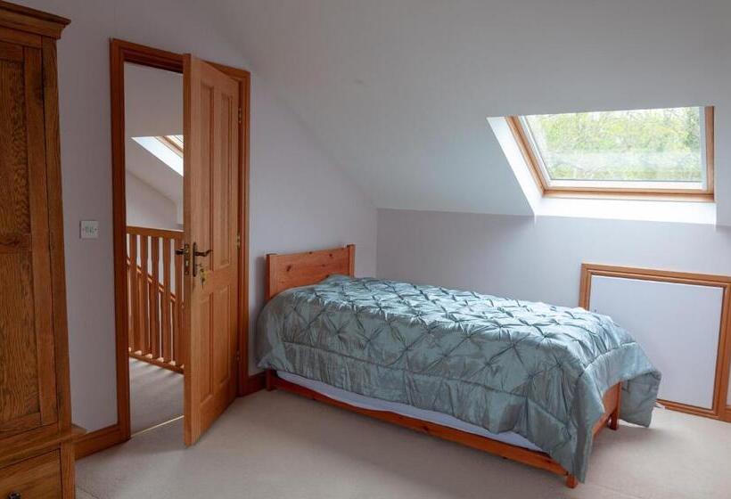 Номер Стандарт, Creeghduff Lodge