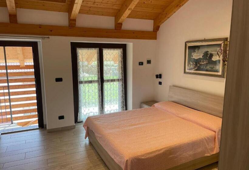 اتاق استاندارد با تخت بزرگ, Camera Con Vista Castello