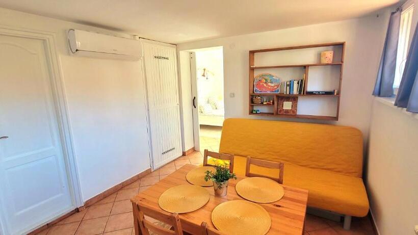 آپارتمان 1 خوابه, Napkert Apartman