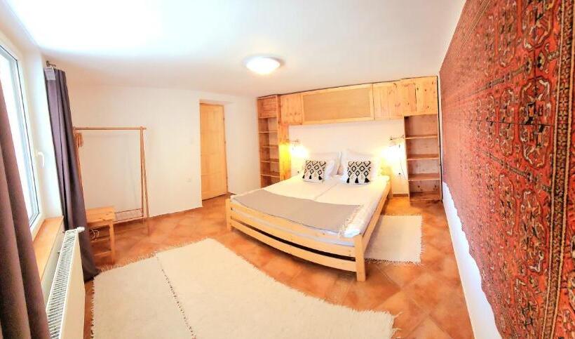 آپارتمان 1 خوابه همکف, Napkert Apartman