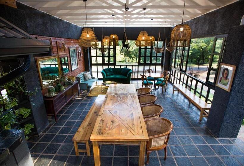 스위트, The Bohemian Guesthouse