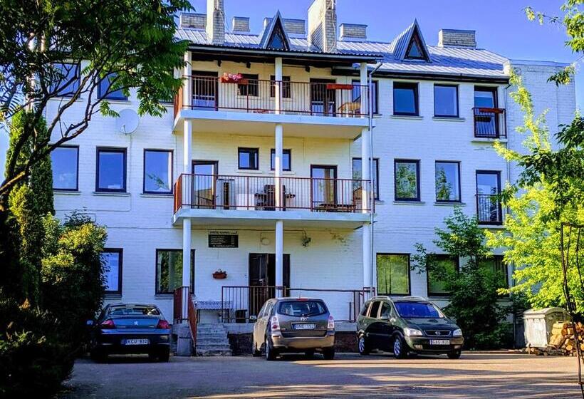 اتاق استاندارد سه نفره, Guest House Kamara
