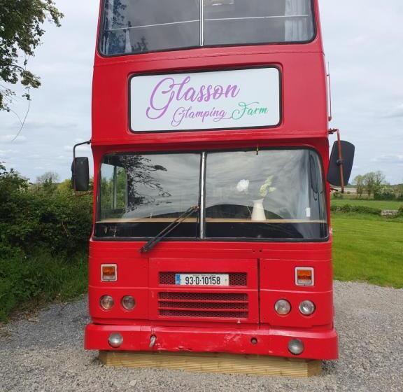 استودیو خانوادگی, Glasson Glamping Farm