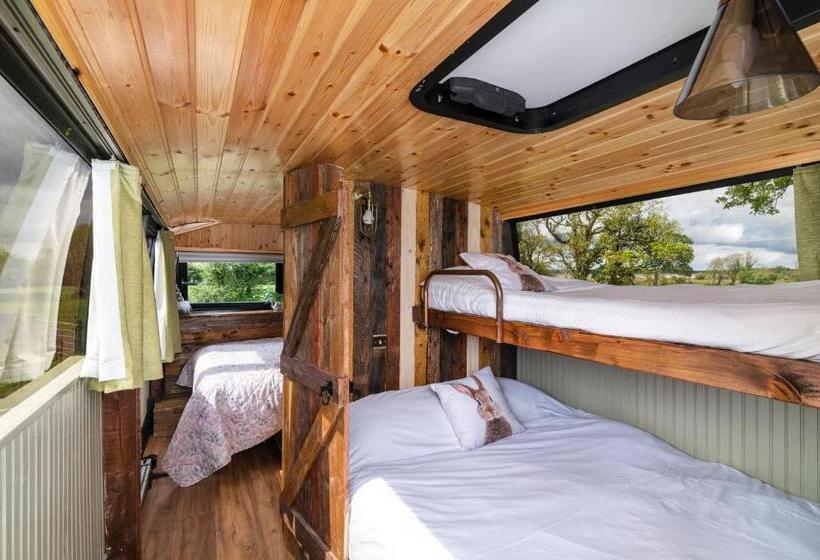 اتاق خانوادگی, Glasson Glamping Farm