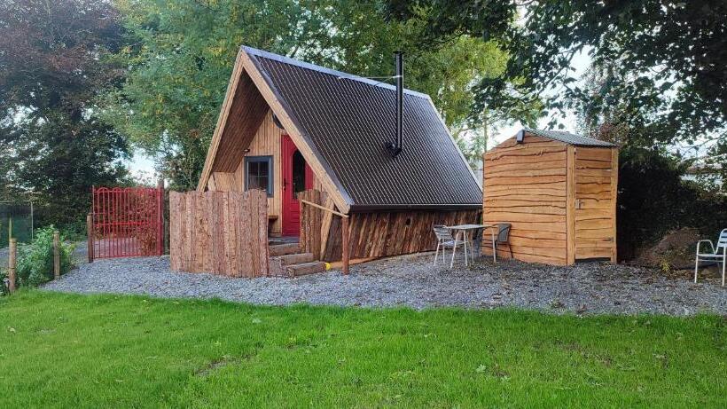 کلبه ییلاقی, Glasson Glamping Farm