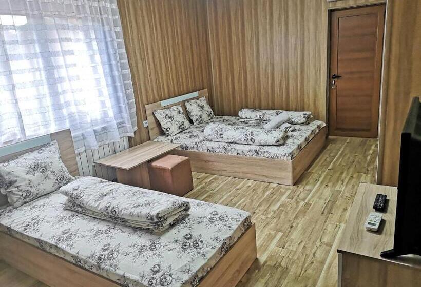 트리플 스탠다드 전망룸, Bali Petrich