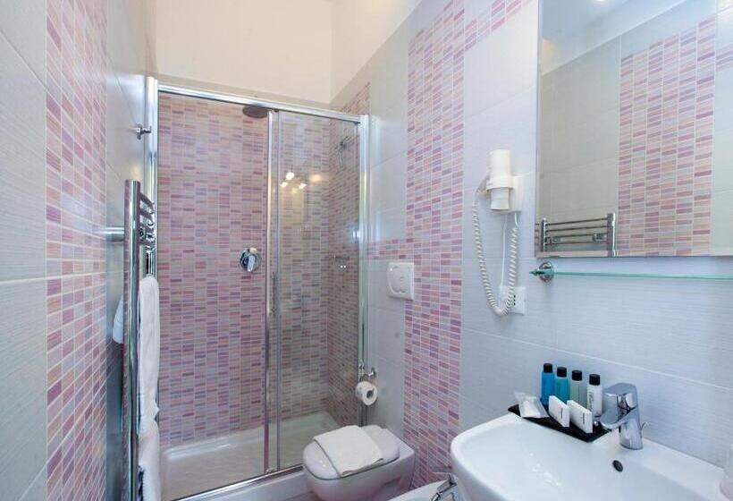 Quarto Superior, Sorrento Flats