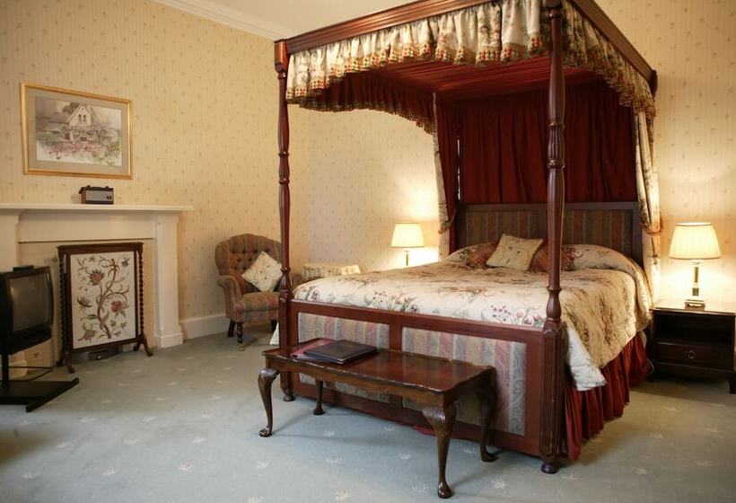 Номер Superior, Glengarry Castle