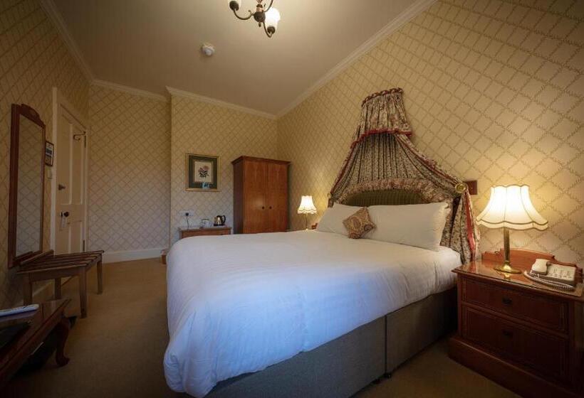 Номер Superior, Glengarry Castle