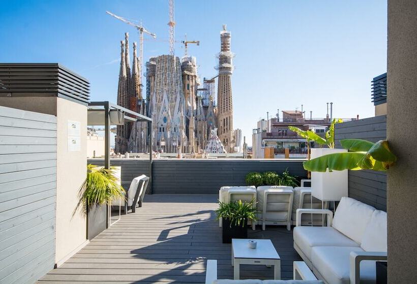 Апартаменты 3 Спальни, Sensation Sagrada Familia