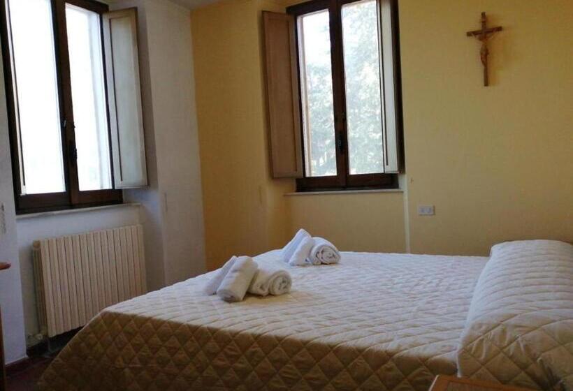 اتاق کلاسیک چهارنفره, Casa Per Ferie Ulivo D Assisi