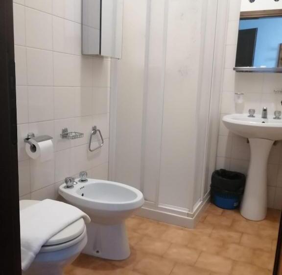 اتاق استاندارد چهار تخته, Casa Per Ferie Ulivo D Assisi