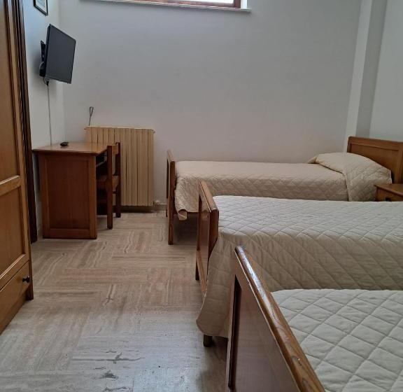 اتاق اکونومی, Casa Per Ferie Ulivo D Assisi