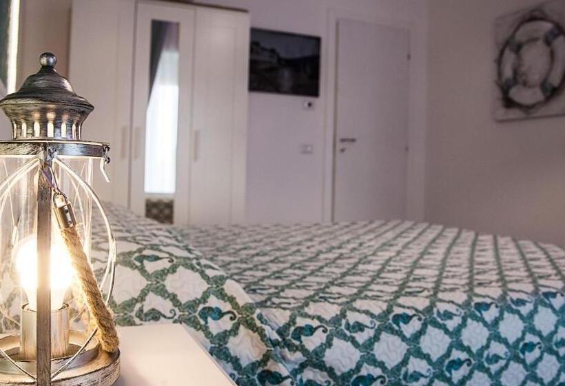 اتاق استاندارد با وان آب گرم, Catania Over Time   Tourist Rooms