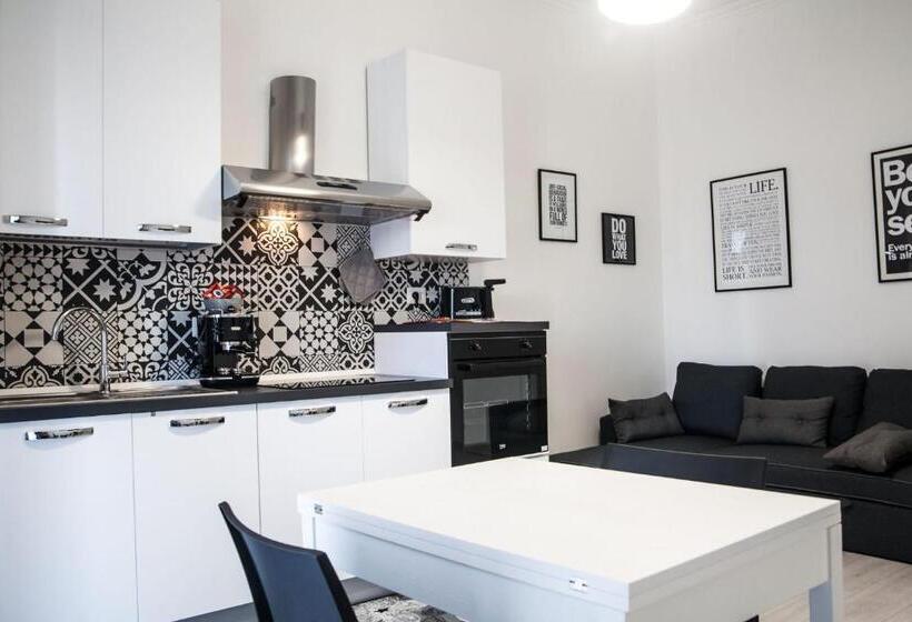 Standard room with outdoor bath, Catania Over Time   Tourist Rooms