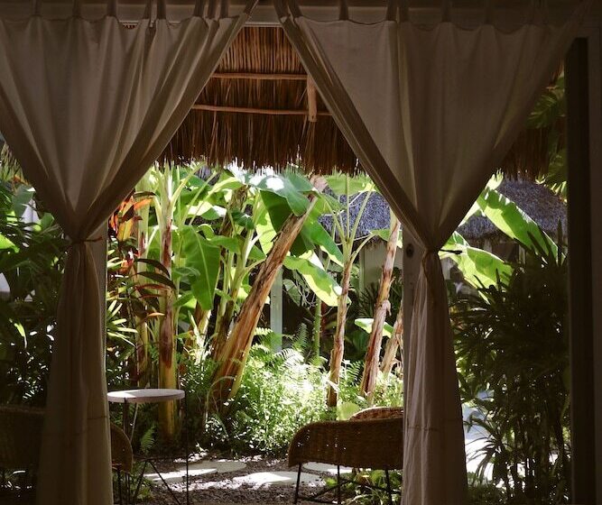 اتاق استاندارد, Marii Hotel Boutique