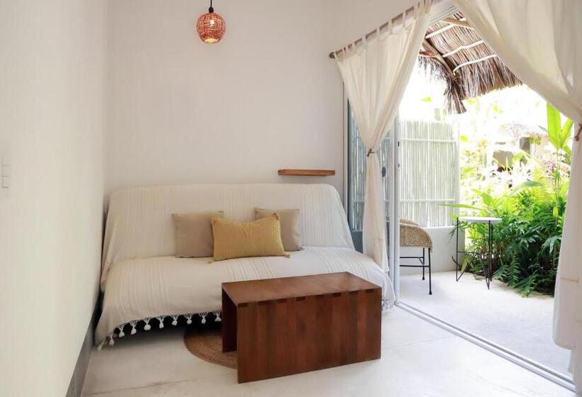 سوییت, Marii Hotel Boutique