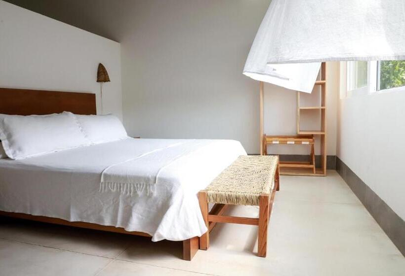 سوییت, Marii Hotel Boutique
