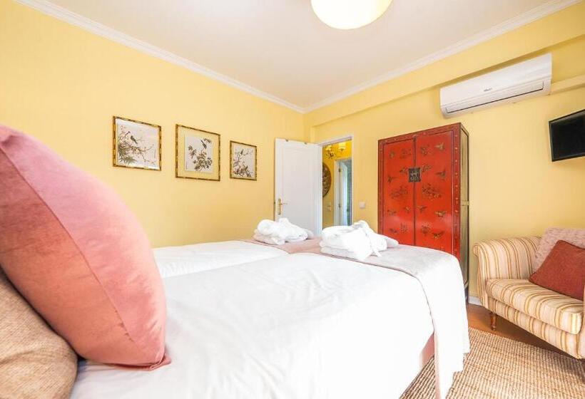 اتاق لوکس با بالکن, Lourenço S House Deluxe Cascais