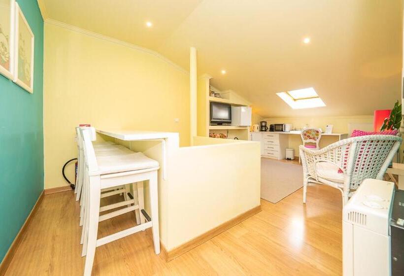 سوییت خانوادگی, Lourenço S House Deluxe Cascais