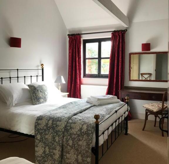 Дом 1 Спальня, Barnham Court Farm