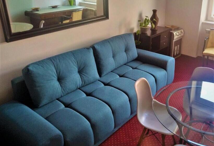 آپارتمان 1 خوابه, Casa Ado