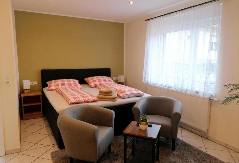 اتاق استاندارد, Pension Lukask