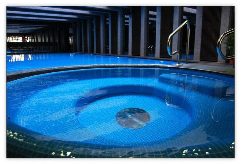Студия Стандарт, City Gardens Hotel & Wellness