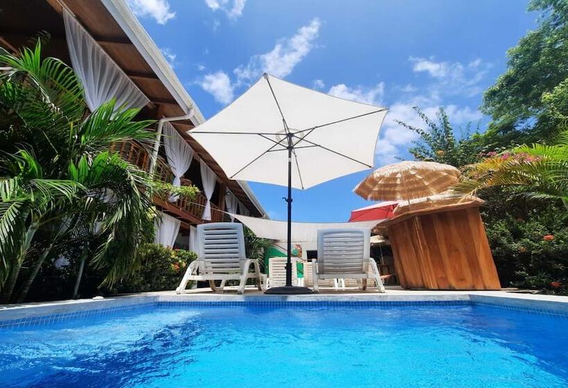 اتاق استاندارد سه نفره, Bellavista Suites By Villas Verdes   Samara Beach