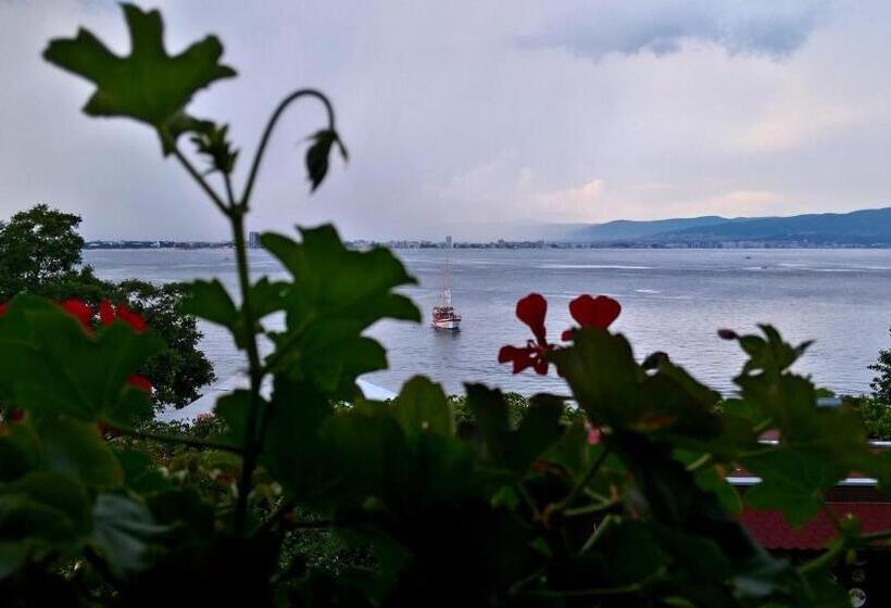 סוויטת ג'וניור נוף לים, Saint George   Old Nesebar